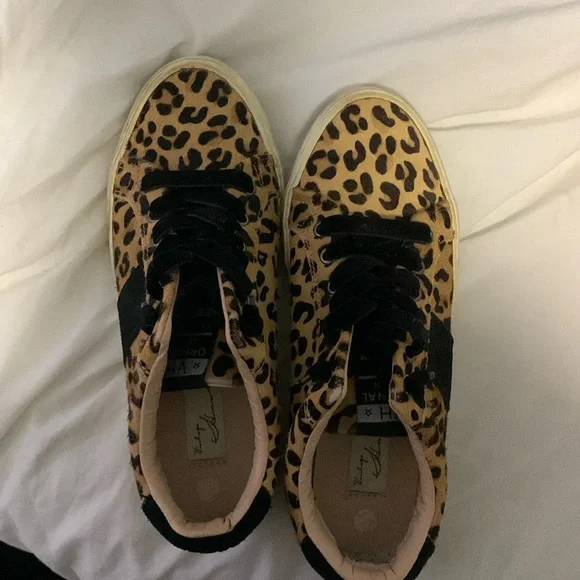 Leopard Print Athletic Shoes - Picture 1 of 5